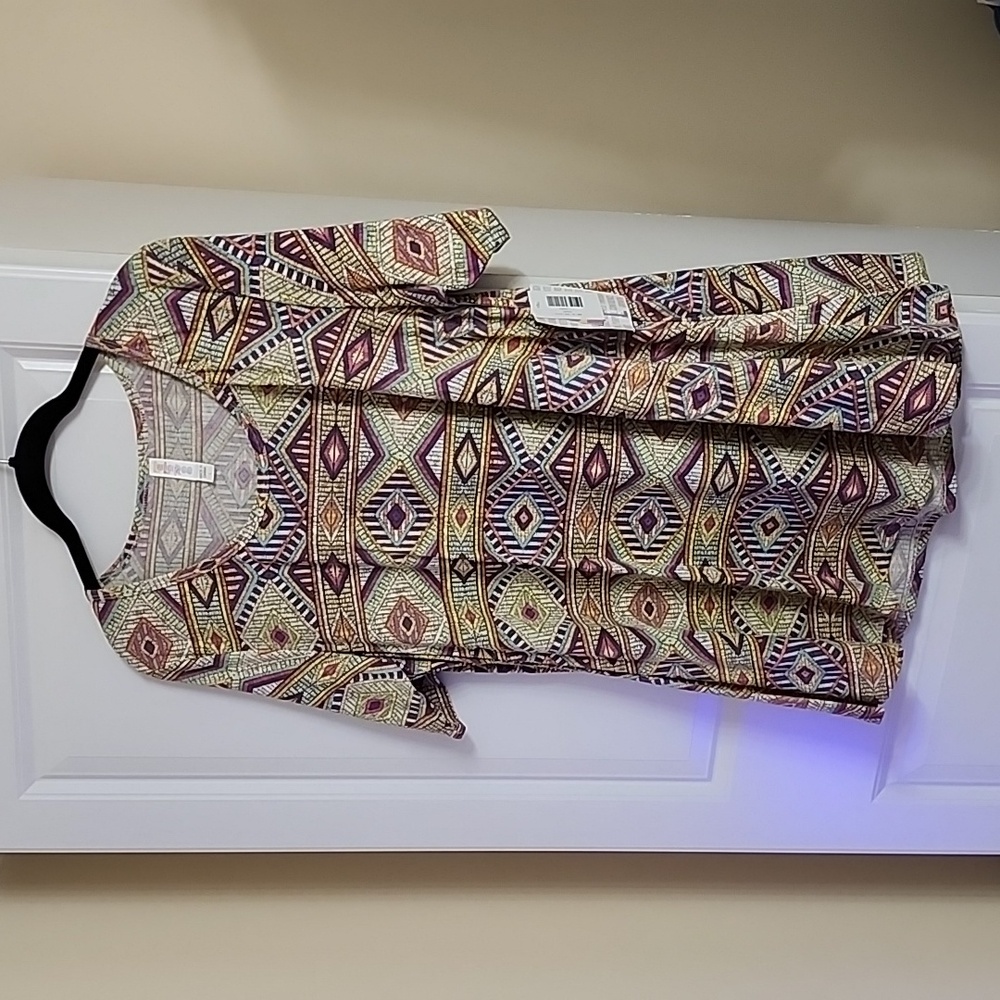 #281 - Lularoe Perfect T, NWT